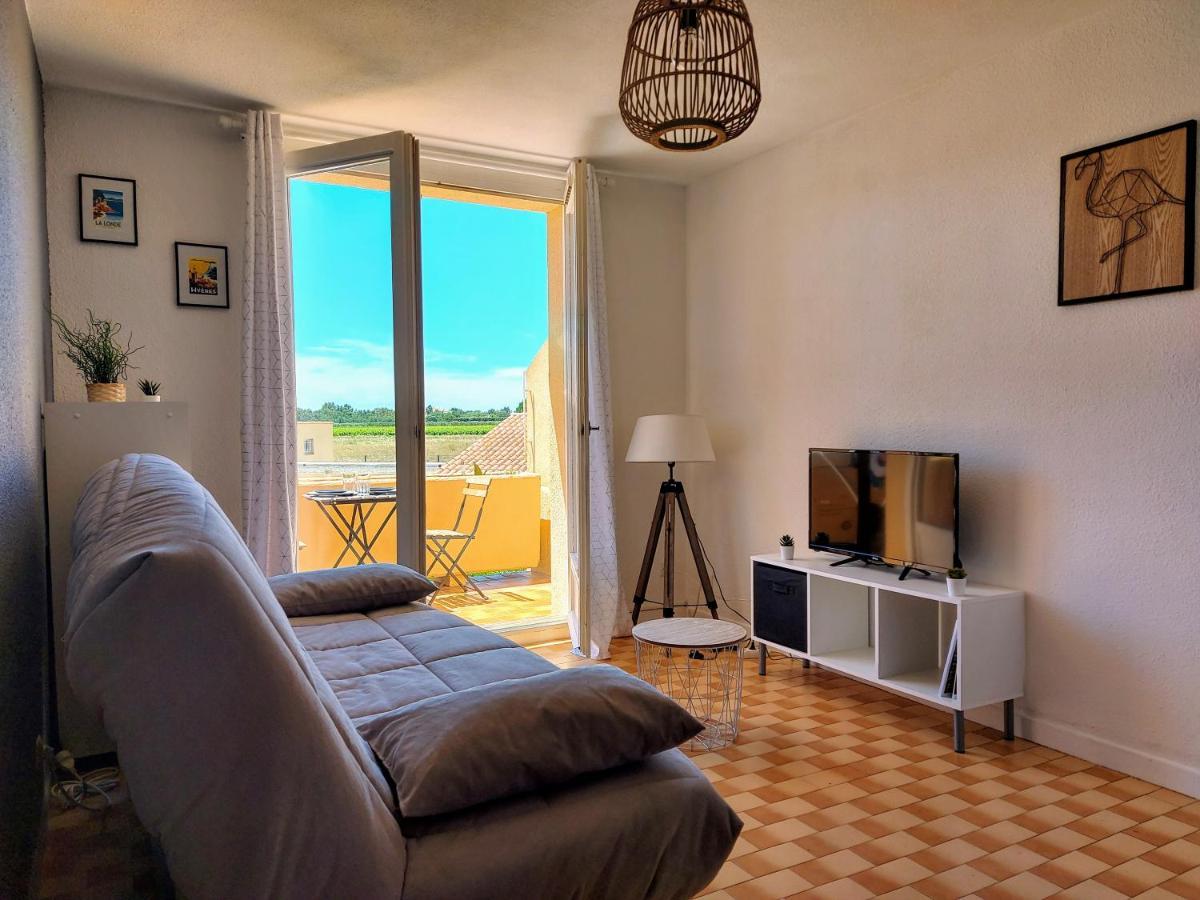 Coquet Studio Avec Belle Terrasse Apartment Ла Лонд-ле-Мор Екстериор снимка