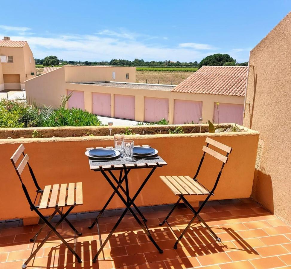 Coquet Studio Avec Belle Terrasse Apartment Ла Лонд-ле-Мор Екстериор снимка